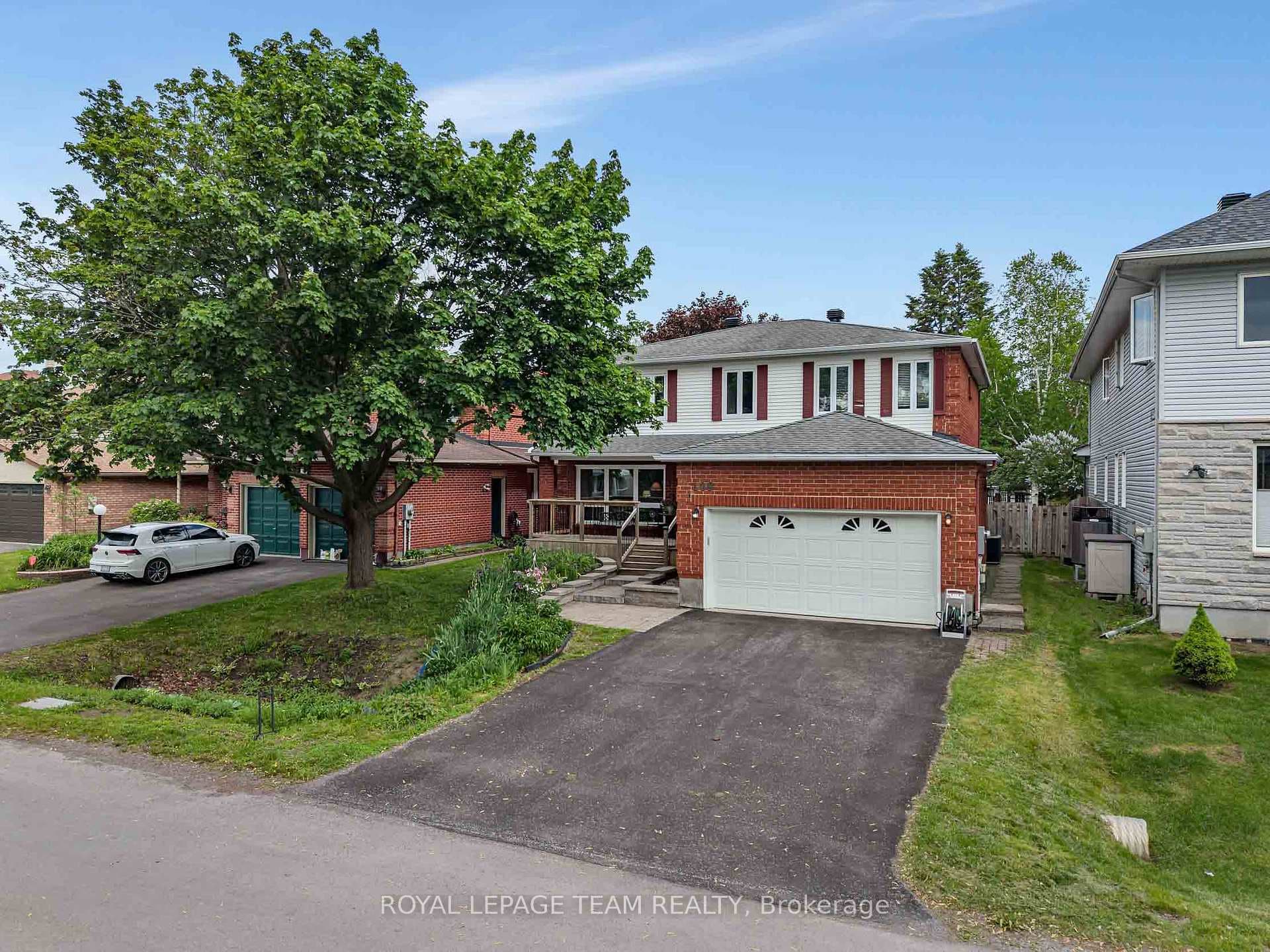 109 Belleview Drive, Kanata, ON K2L 3H2