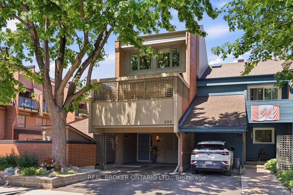 255 Bruyere Street, Lower Town - Sandy Hill, ON K1N 5E5