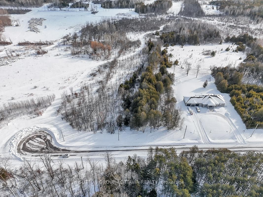 6268 Nick Adams Road, Greely - Metcalfe - Osgoode - Vernon and Area, ON K4P 1H2