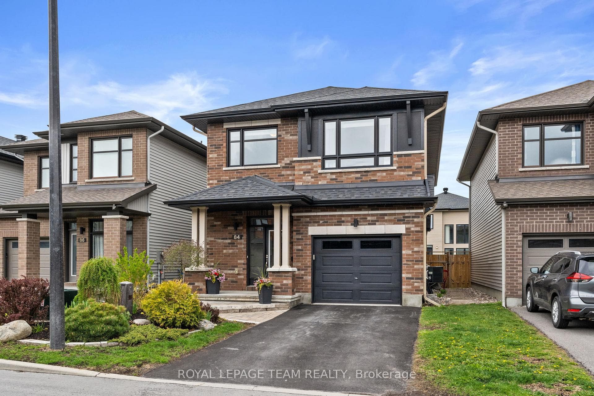 84 Warrior Street, Kanata, ON K2V 0M2