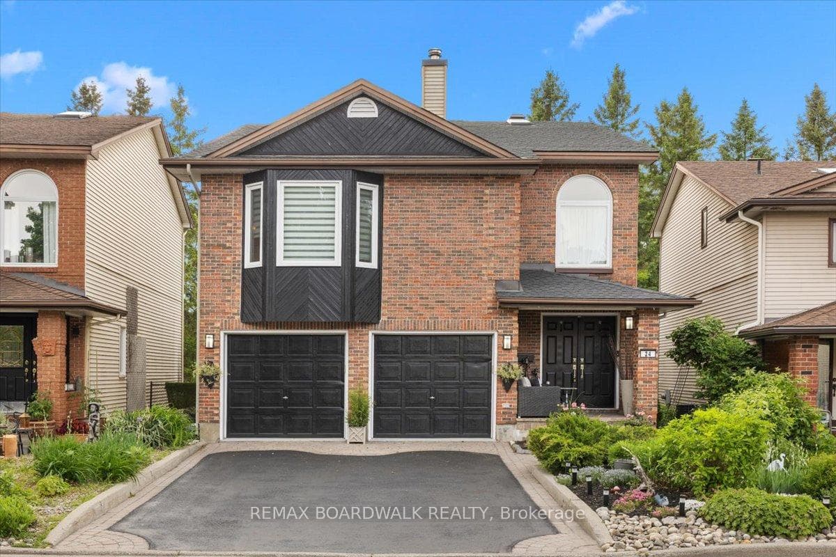 24 HACKETT Street, Hunt Club - Windsor Park Village and Area, ON K1V 0P7