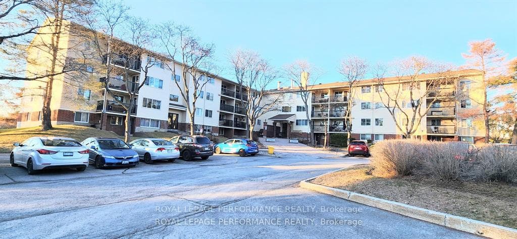 6470 Bilberry Drive 112, Orleans - Convent Glen and Area, ON K1C 4P1