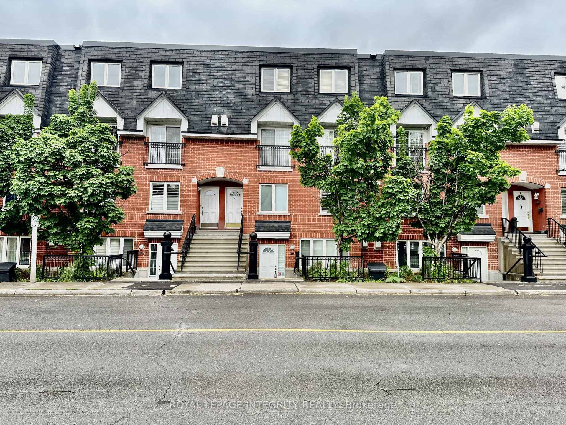 245 Cumberland Street 4, Lower Town - Sandy Hill, ON K1N 8W6