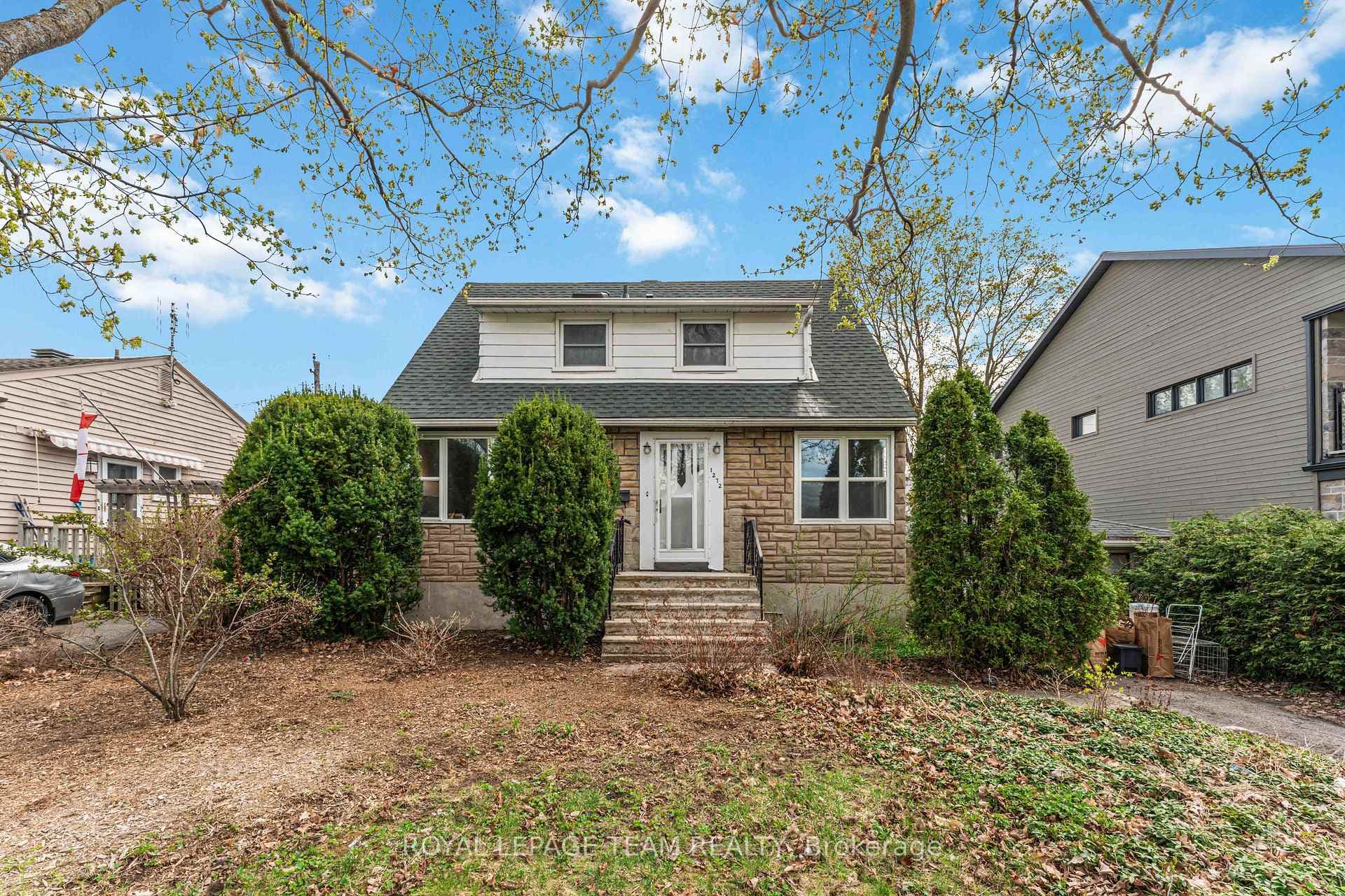 1272 Livingstone Avenue, Alta Vista and Area, ON K1H 7P8