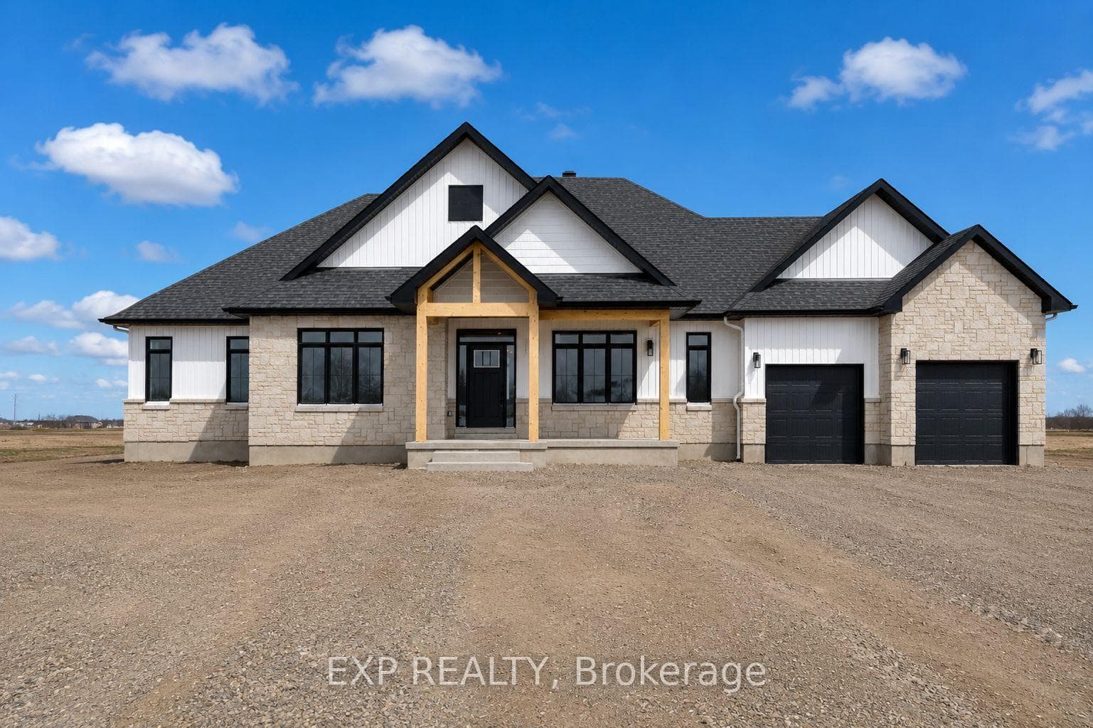 228 Trudeau Crescent, Russell, ON K4R 1E5