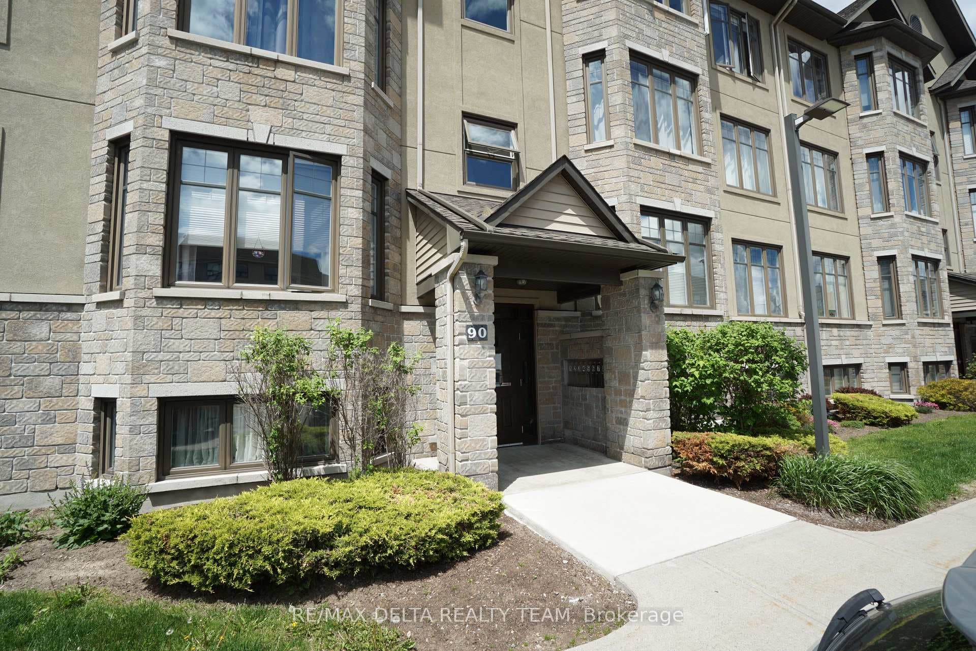 90 Prestige Circle 7, Orleans - Cumberland and Area, ON K4A 0Y1