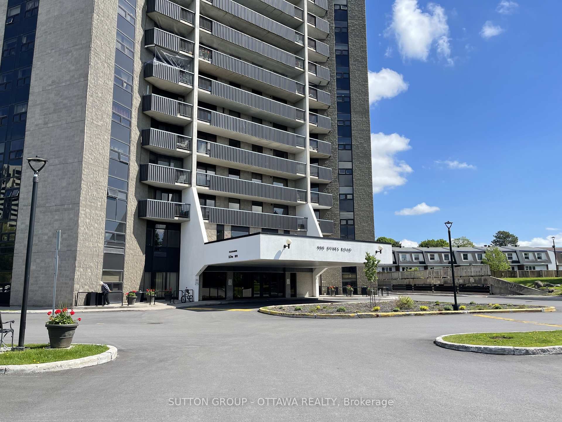 900 Dynes Road 704, Mooneys Bay - Carleton Heights and Area, ON K2C 3L6