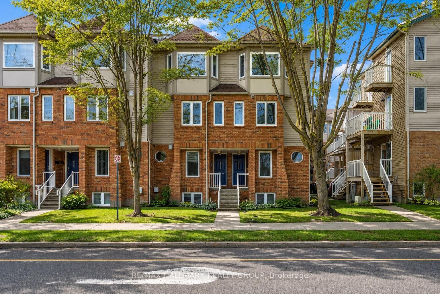 1344 Guthrie Street, South of Baseline to Knoxdale, ON K2H 1G8