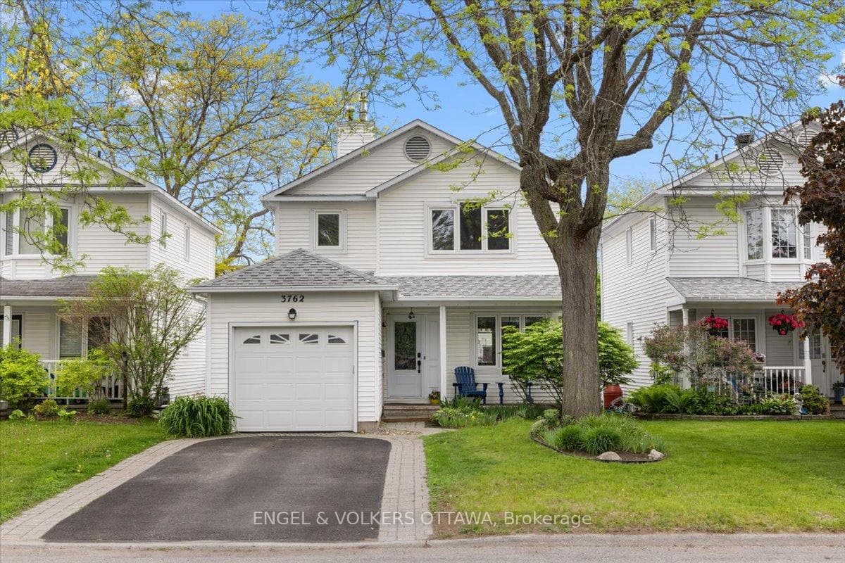 3762 Autumnwood Street, Blossom Park - Airport and Area, ON K1T 2K8