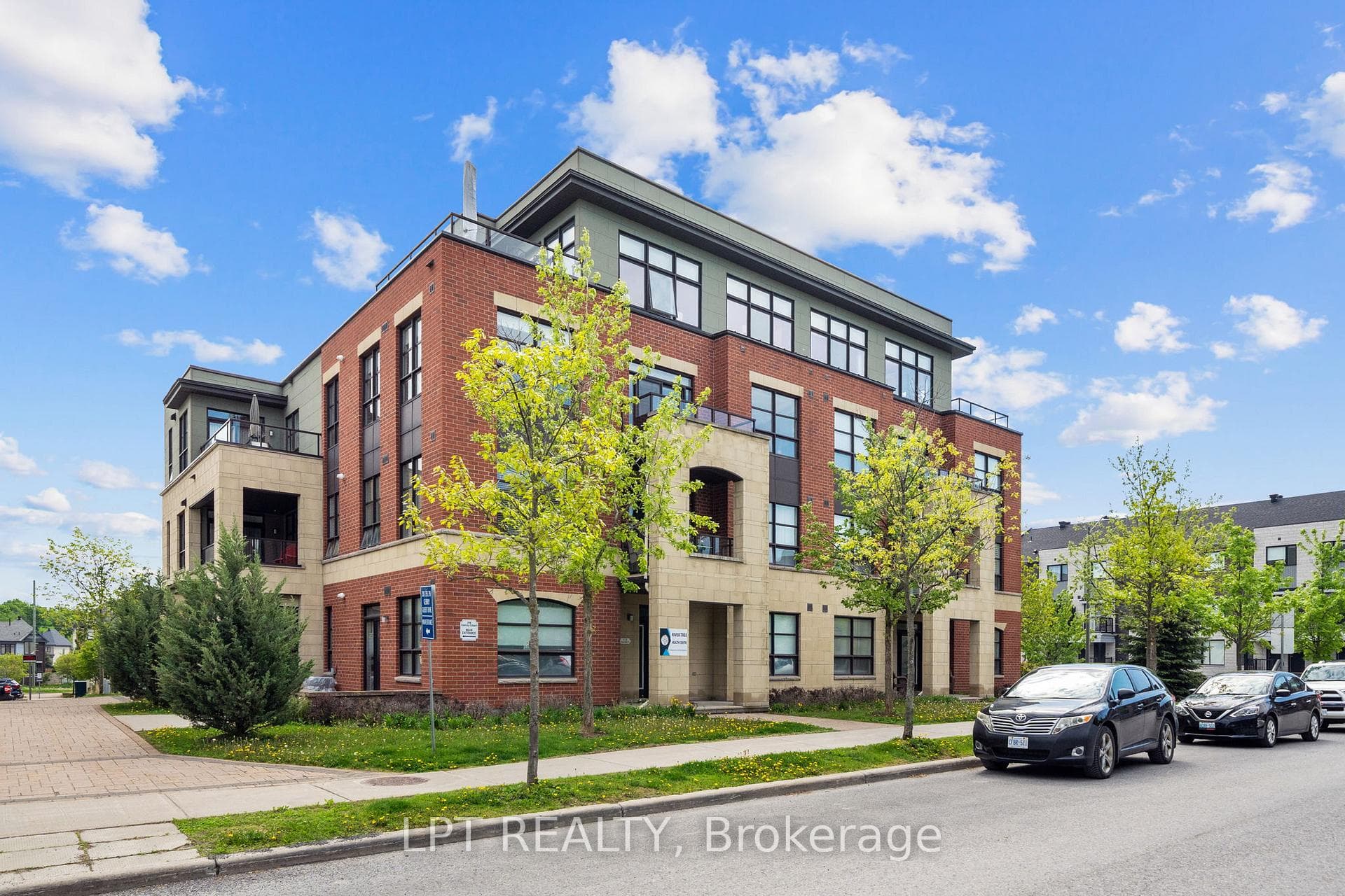 298 Glenroy Gilbert Drive 301, Barrhaven, ON K2J 5W2