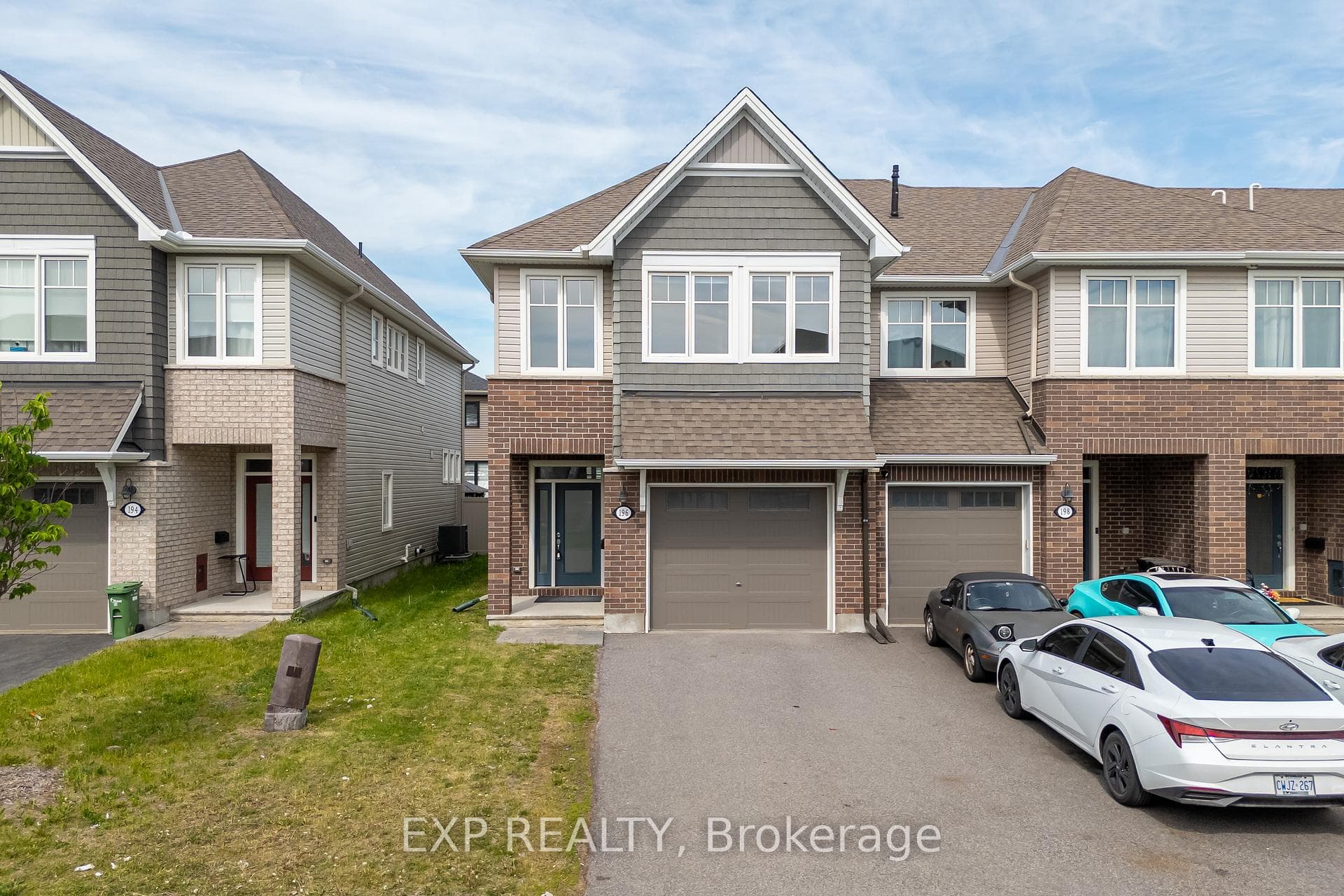 196 Angelonia Crescent, Blossom Park - Airport and Area, ON K1T 0Y4