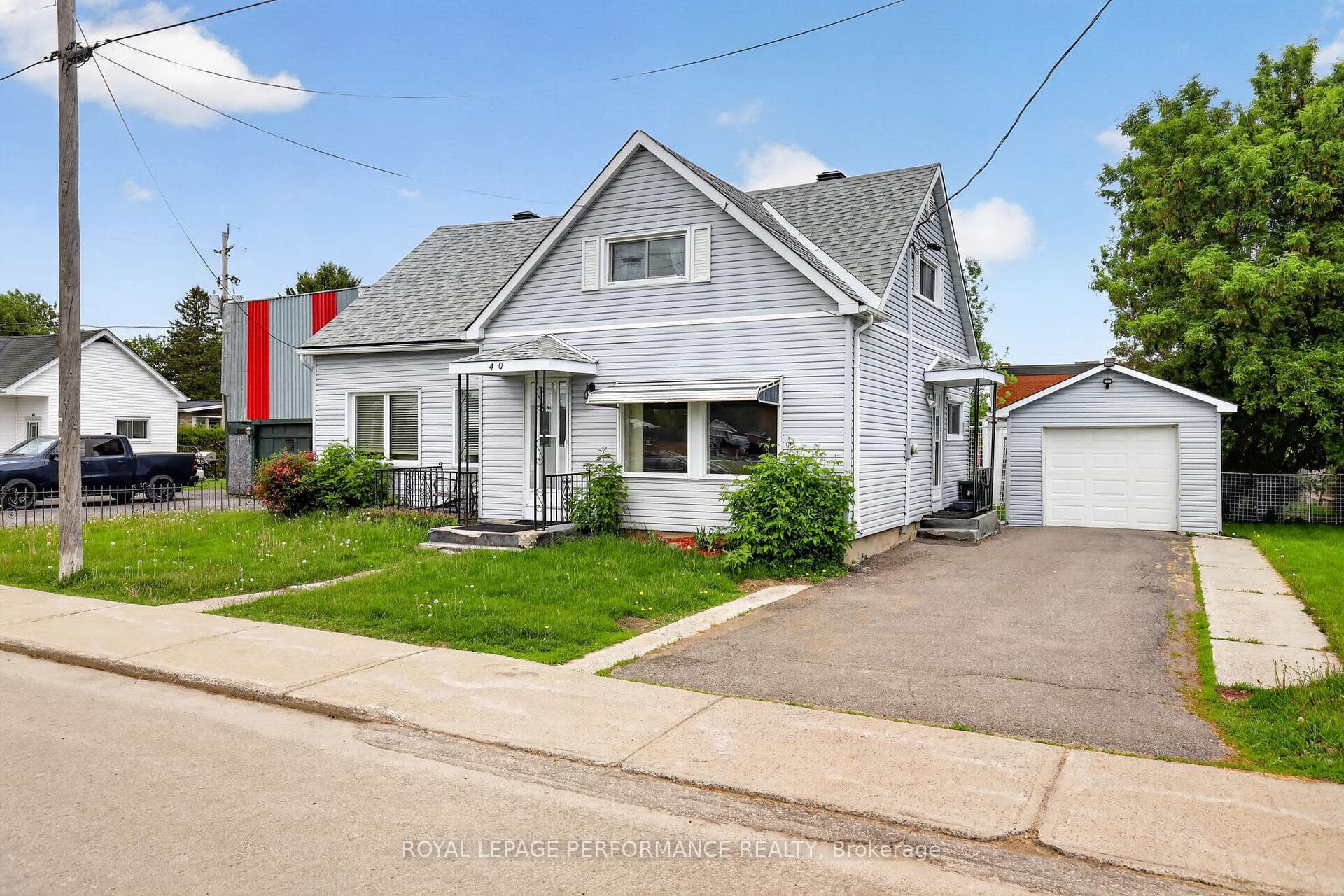 40 Forget Street, Russell, ON K0A 1W0
