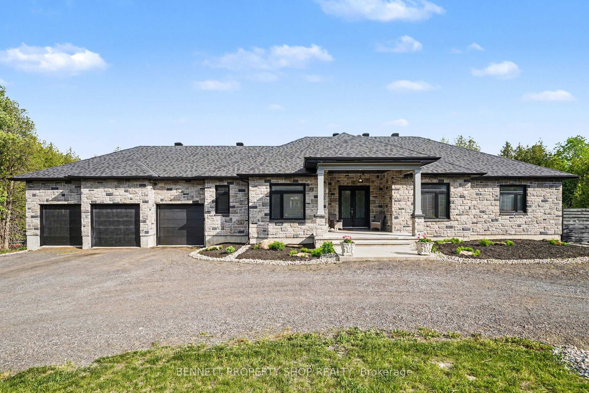 6264 Nick Adams Road, Greely - Metcalfe - Osgoode - Vernon and Area, ON K4P 1H2