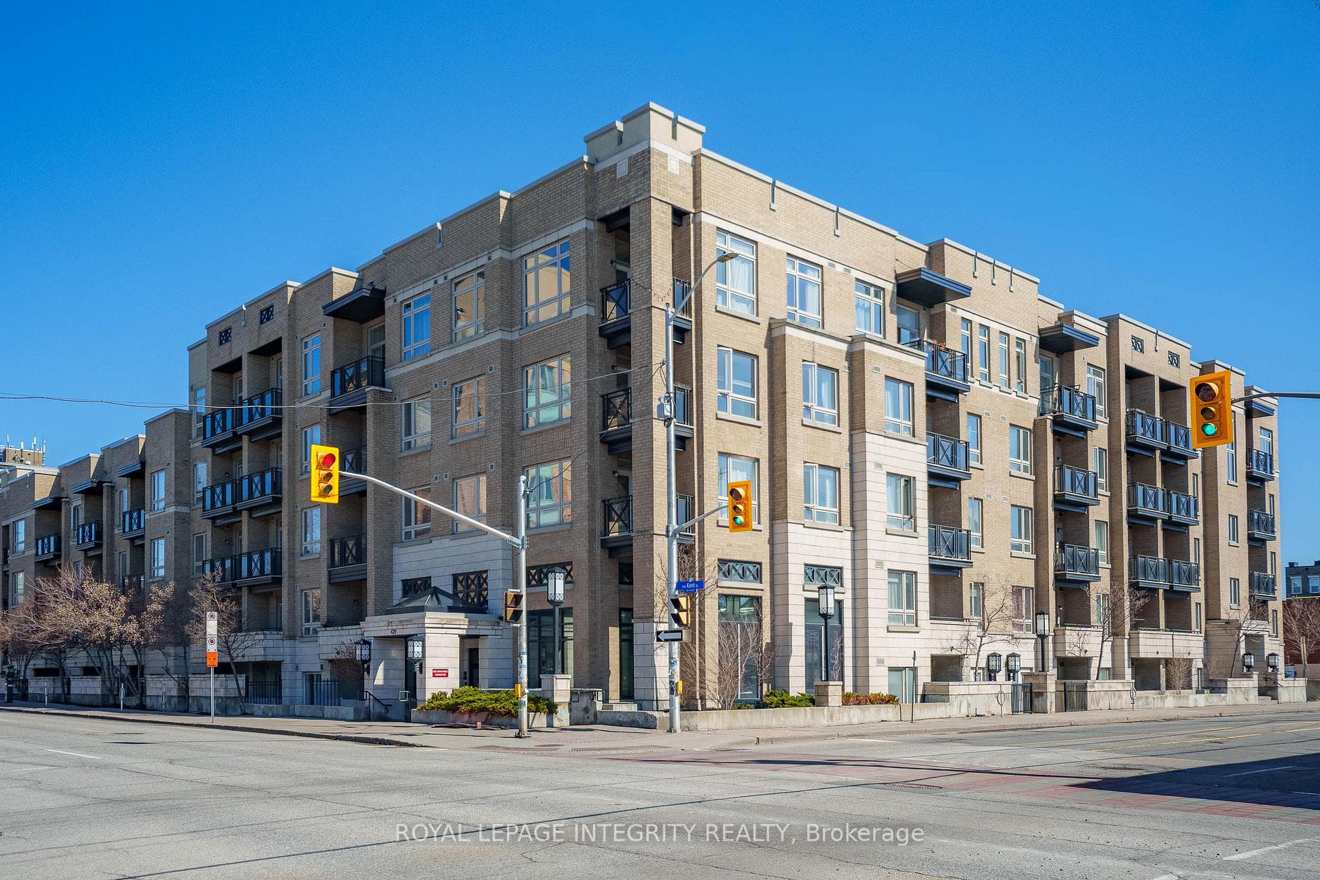 429 Kent Street 320, Ottawa Centre, ON K2P 1B5