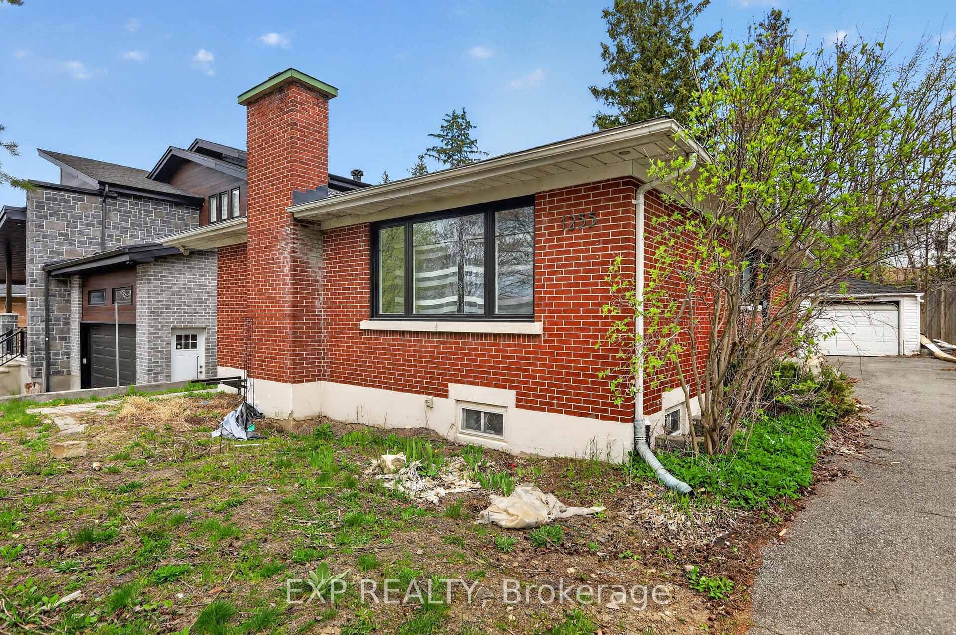 1255 Evans Boulevard N, Alta Vista and Area, ON K1H 7T7