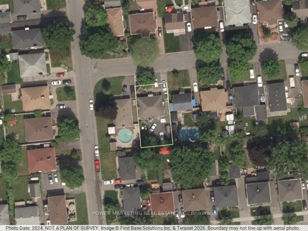 320 Fullerton Avenue, Overbrook - Castleheights and Area, ON K1K 1K3