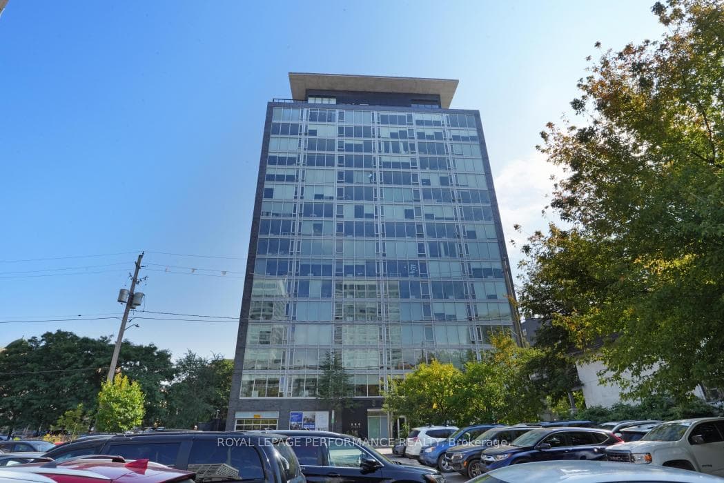 300 Lisgar Street 702, Ottawa Centre, ON K2P 0E2