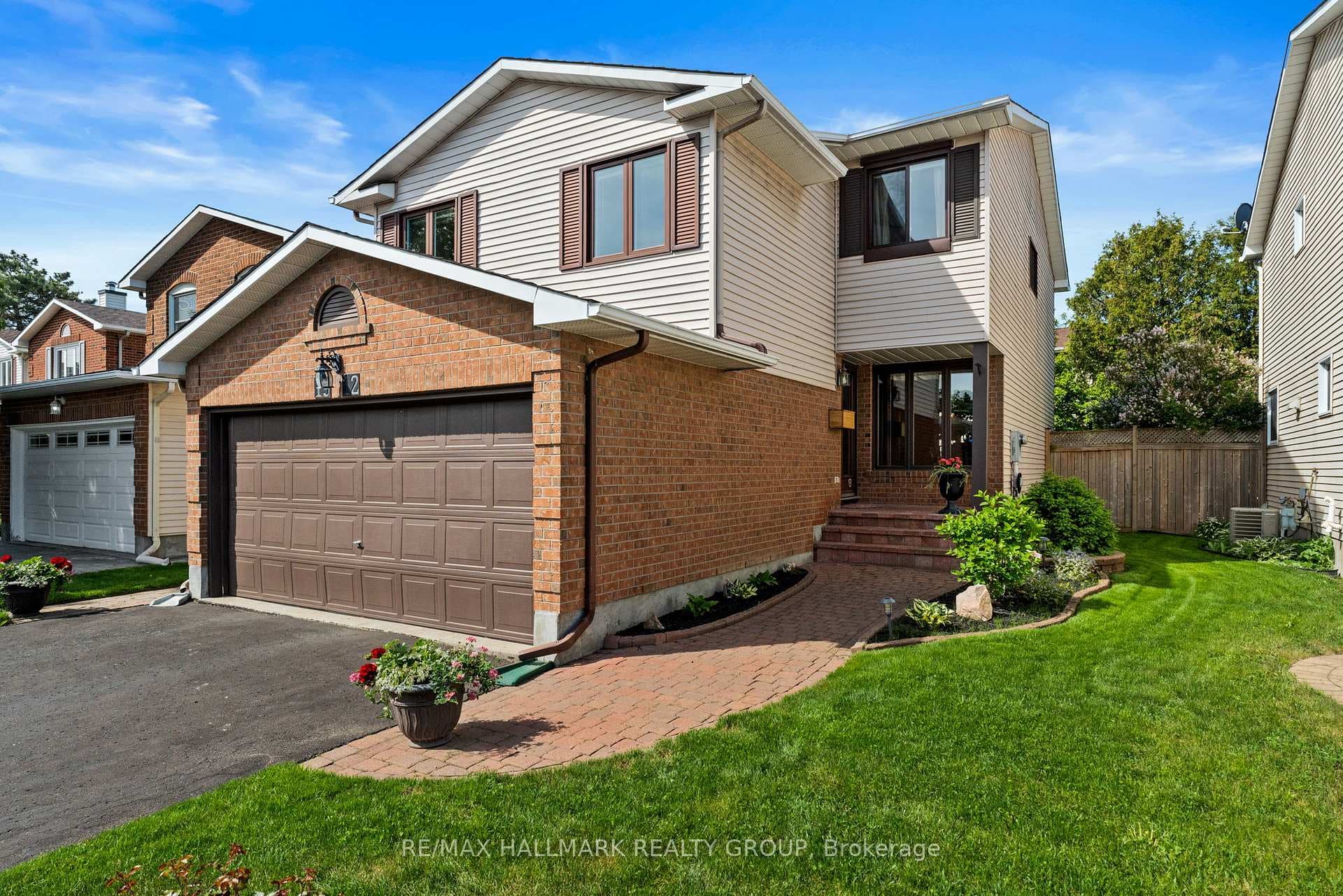 1912 Des Epinettes Avenue, Orleans - Convent Glen and Area, ON K1C 6P5