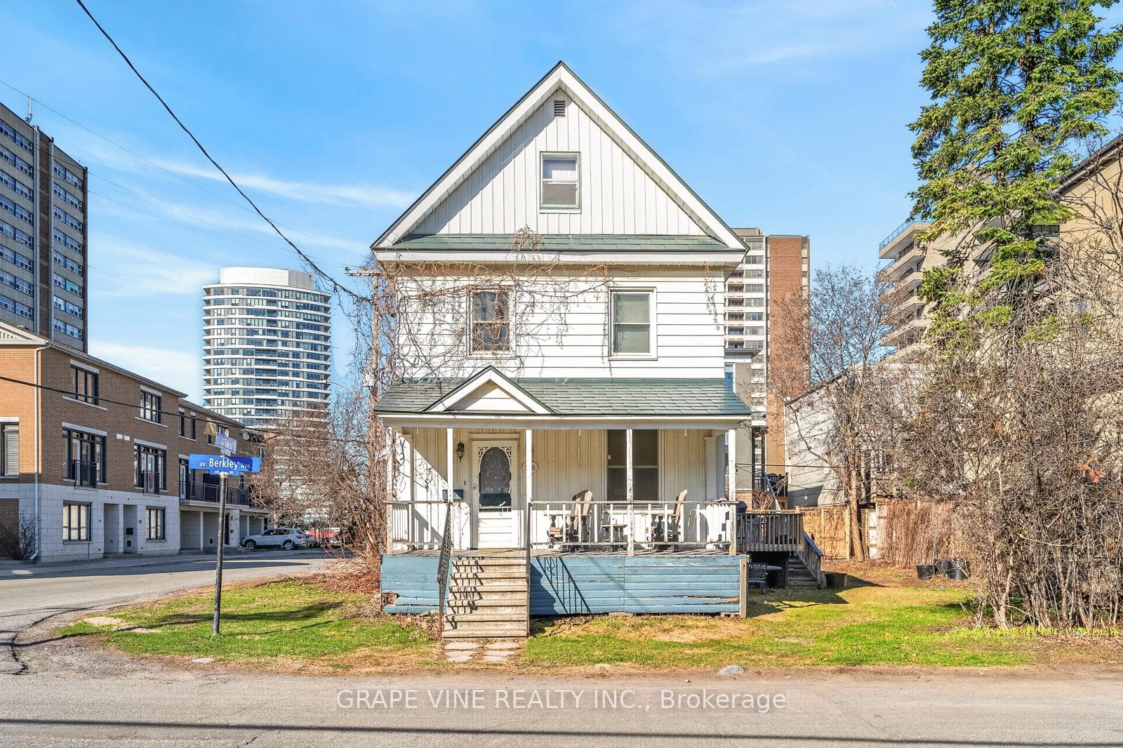 388 Berkley Avenue, Carlingwood - Westboro and Area, ON K2A 2G7