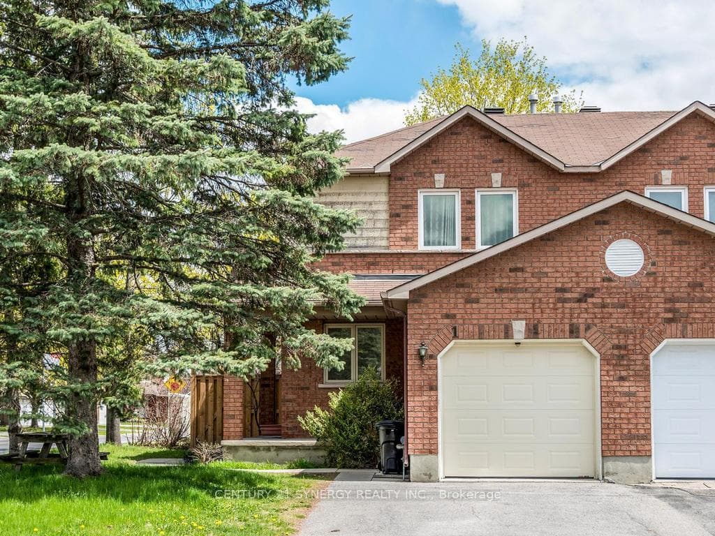 1 Winnegreen Court, Hunt Club - South Keys and Area, ON K1G 5P3