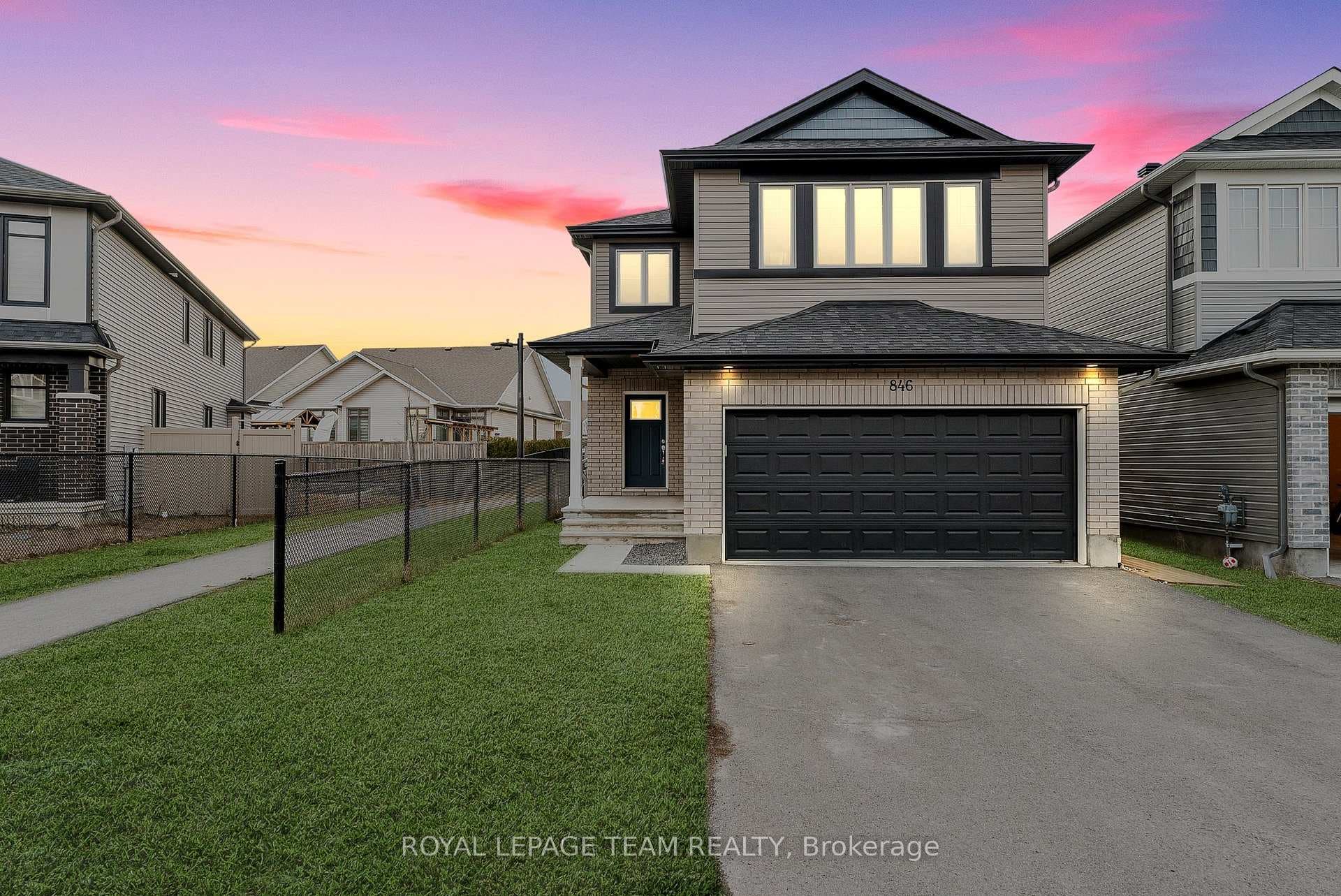 846 Sendero Way, Stittsville - Munster - Richmond, ON K2S 2W9