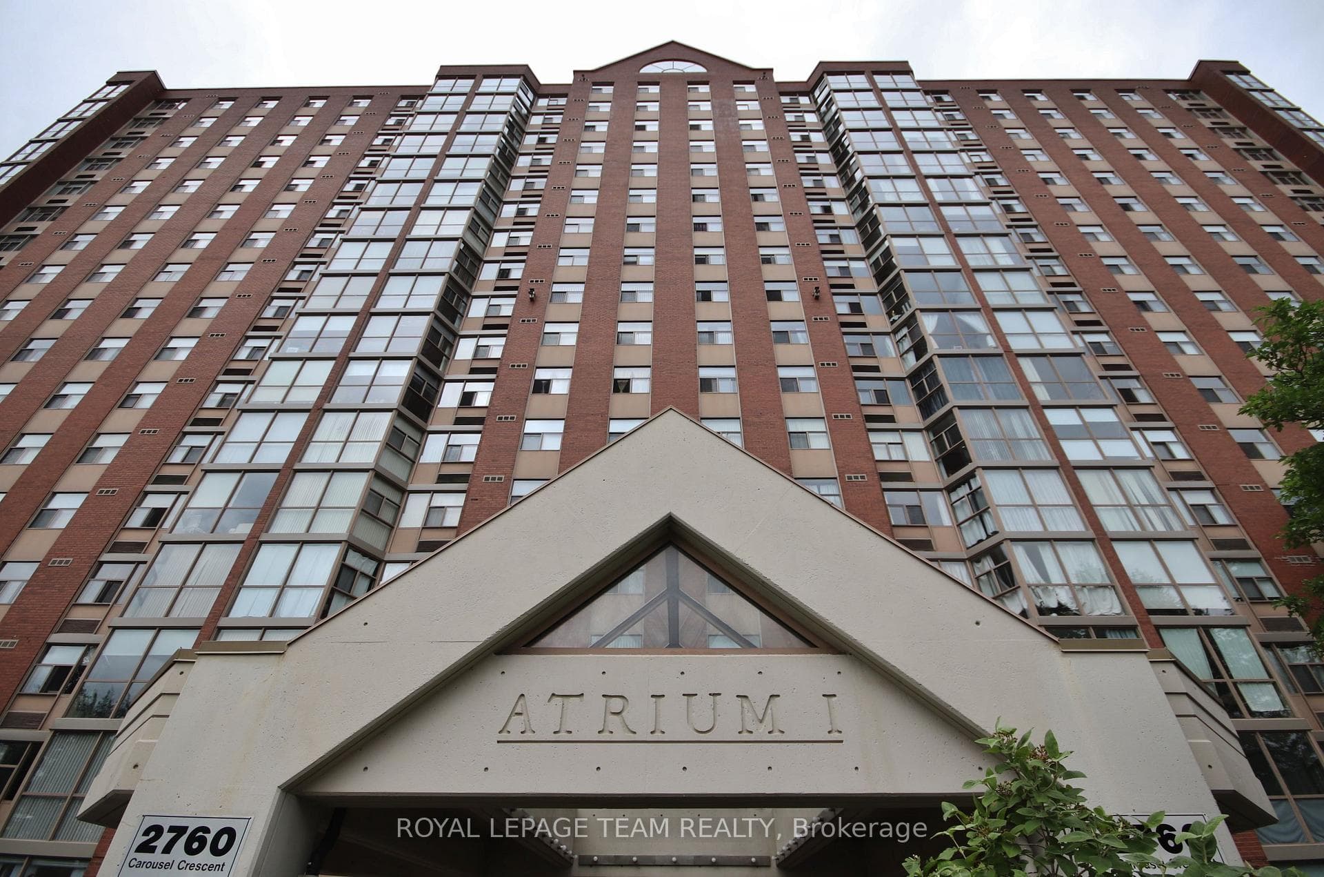 2760 Carousel Crescent 501, Blossom Park - Airport and Area, ON K1T 2N4
