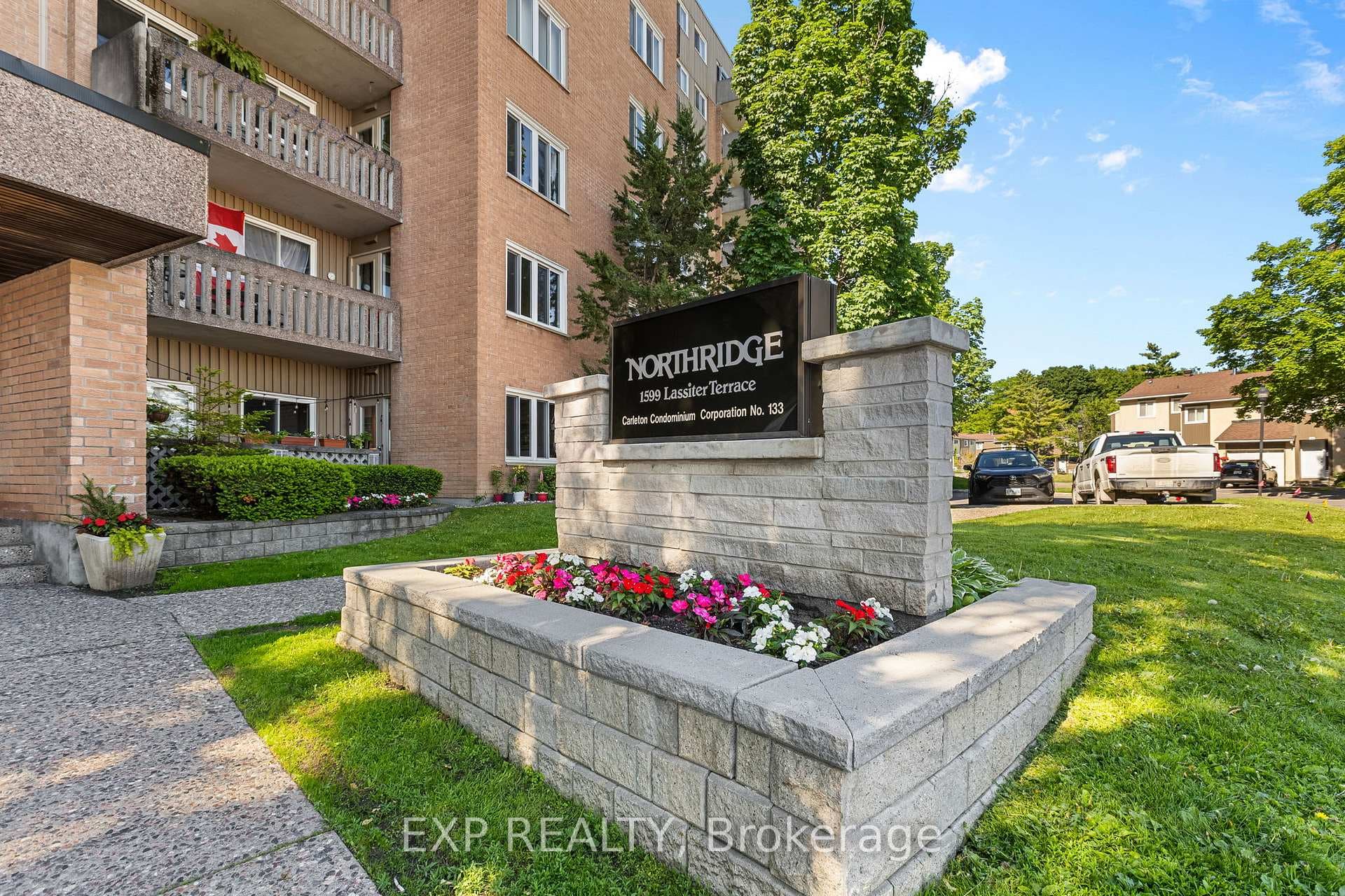 1599 Lassiter Terrace 215, Beacon Hill North - South and Area, ON K1J 8R6