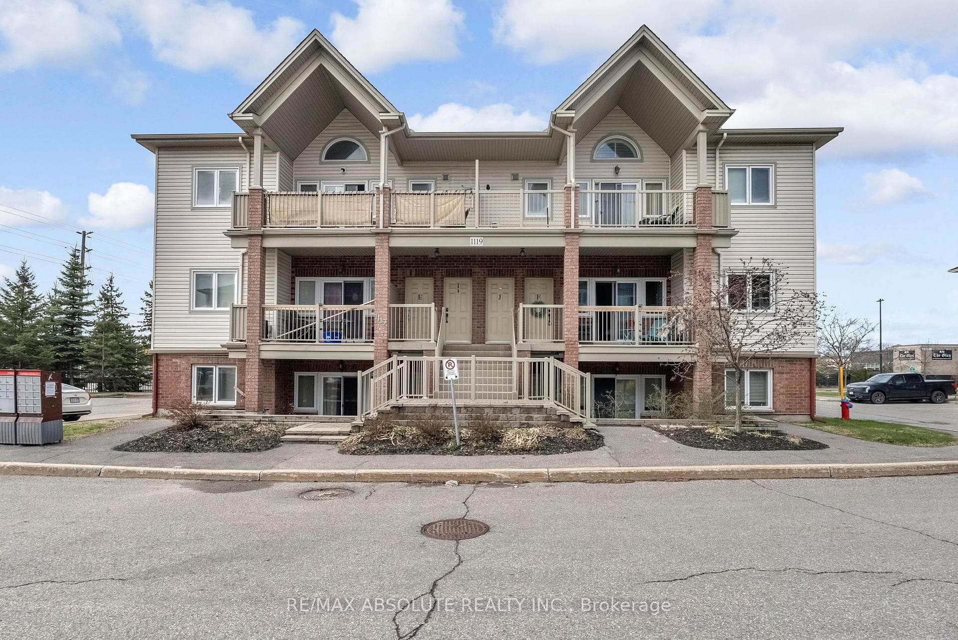 1119 Stittsville Main Street F, Stittsville - Munster - Richmond, ON K2S 0C9