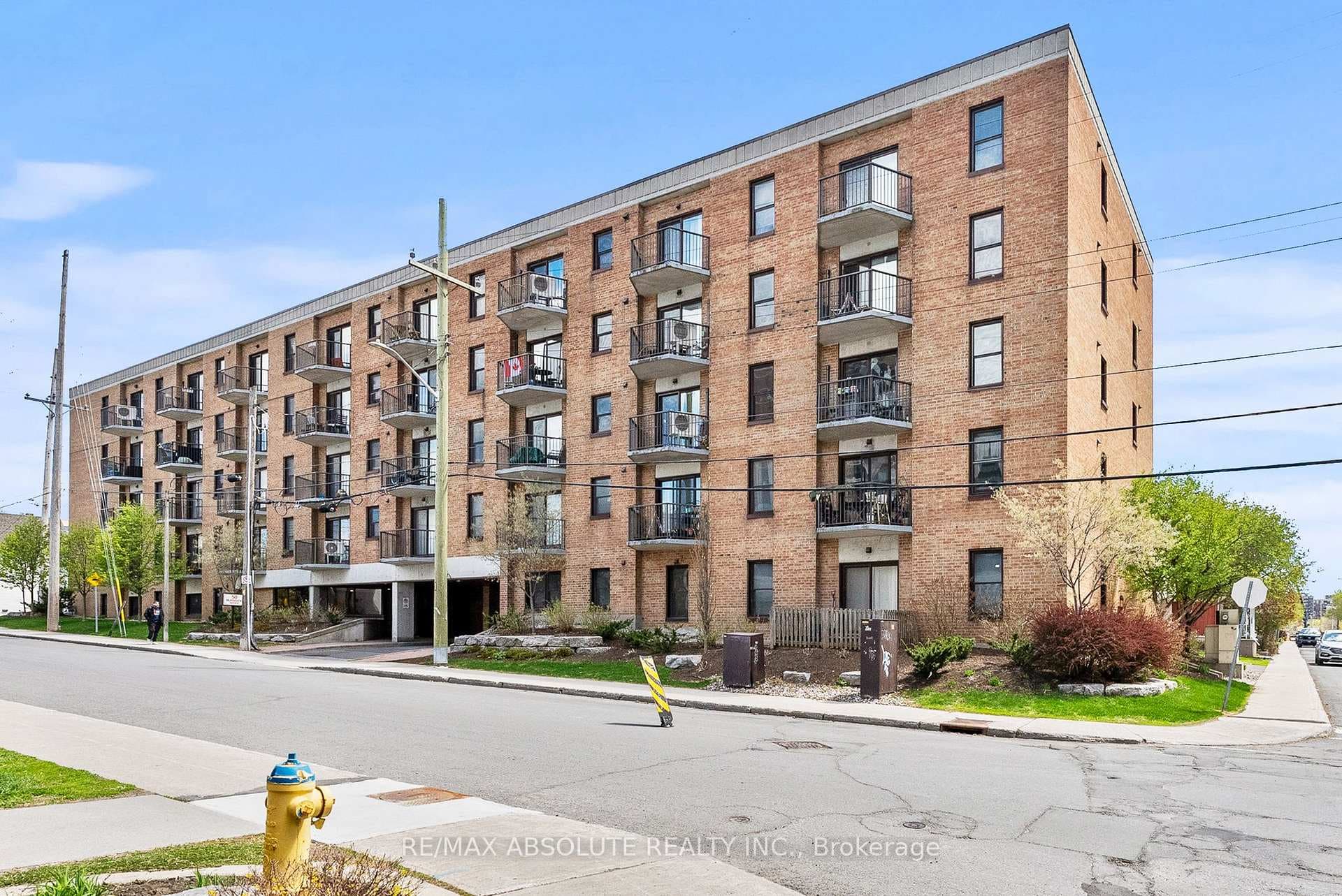 50 Burnside Avenue 406, Tunneys Pasture and Ottawa West, ON K1Y 2M2