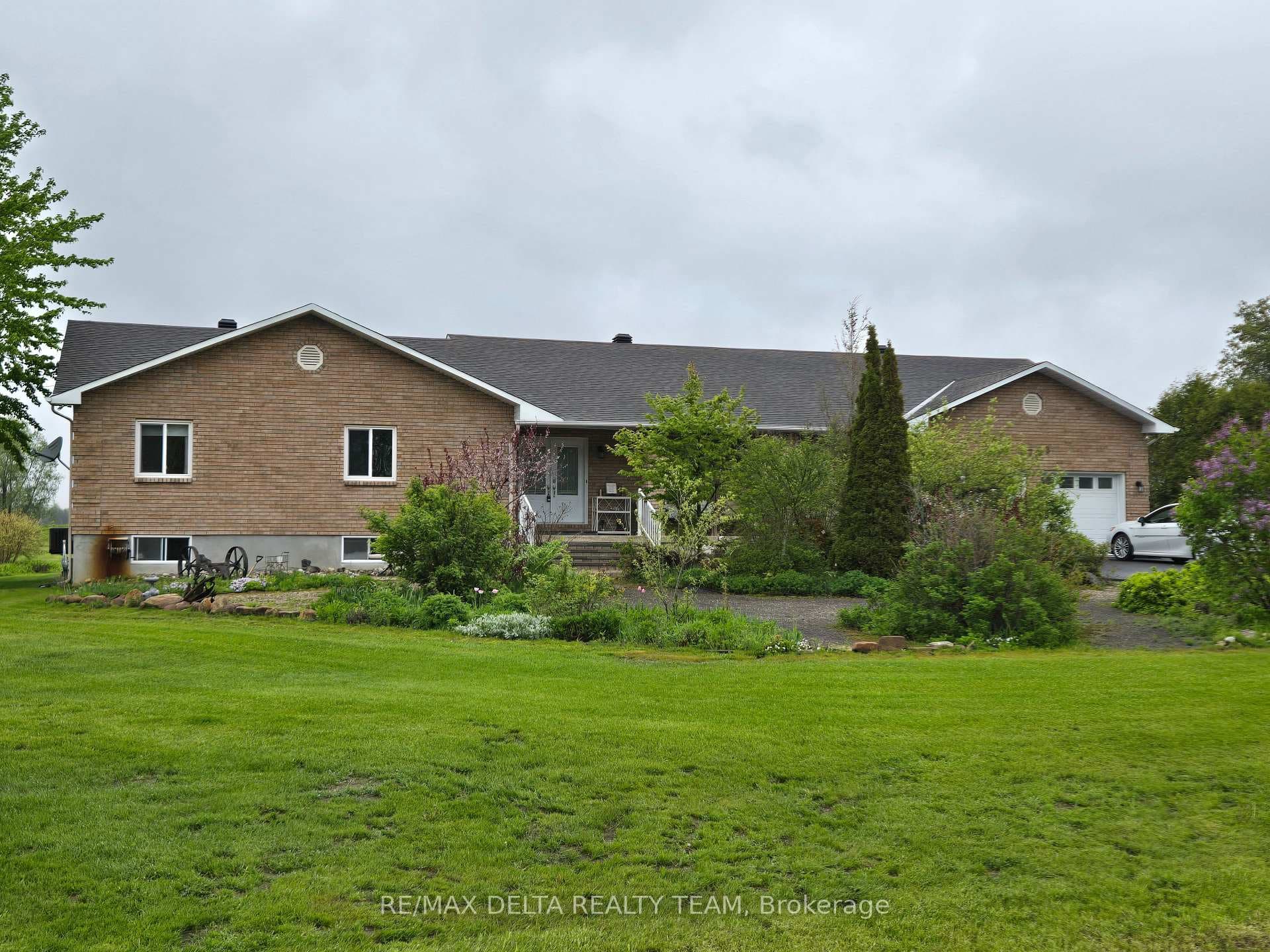 5793 Leitrim Road, Carlsbad Springs, ON K0A 1K0
