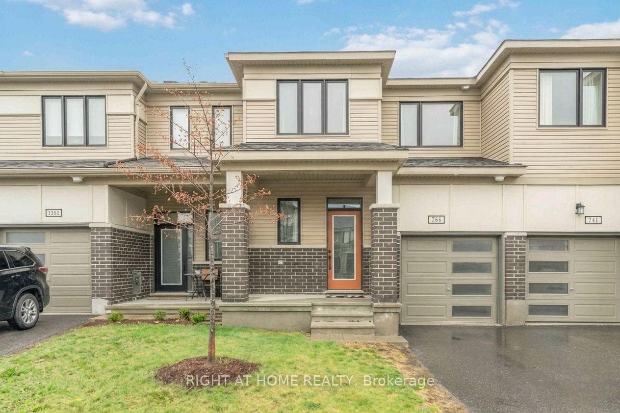 709 Derreen Avenue, Stittsville - Munster - Richmond, ON K2S 2Z2
