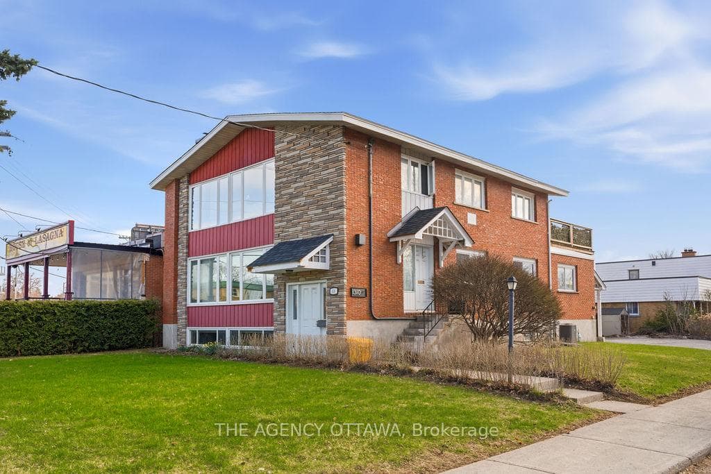1310 Woodward Avenue, Carlington - Central Park, ON K1Z 7V8