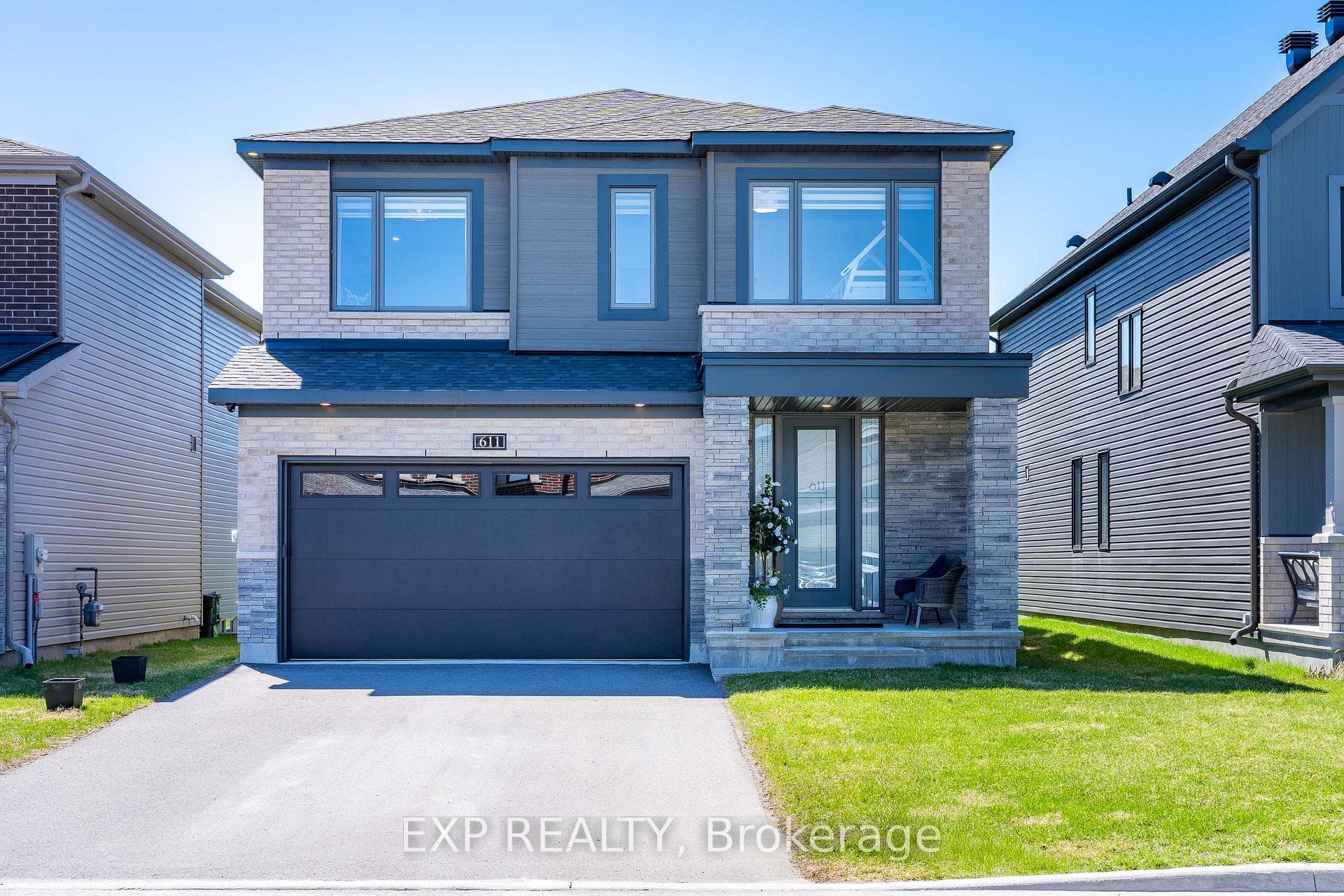 611 Ribbon Street, Manotick - Kars - Rideau Twp and Area, ON K4M 0M8