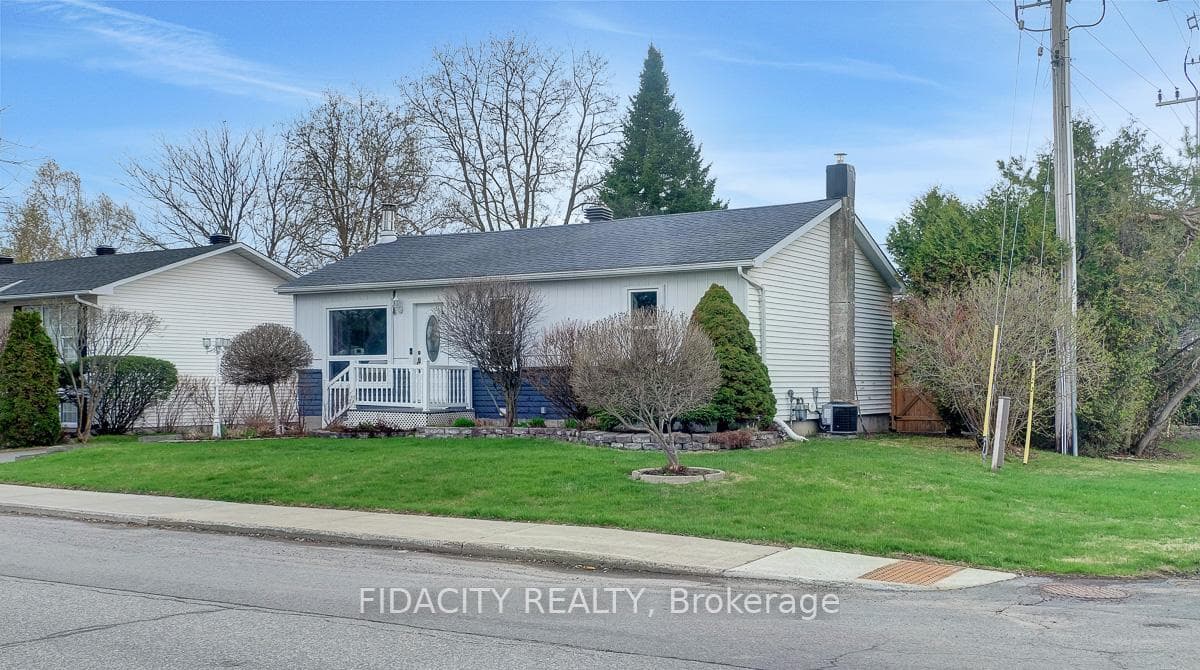 1336 St Jacques Road, Russell, ON K0A 1W0