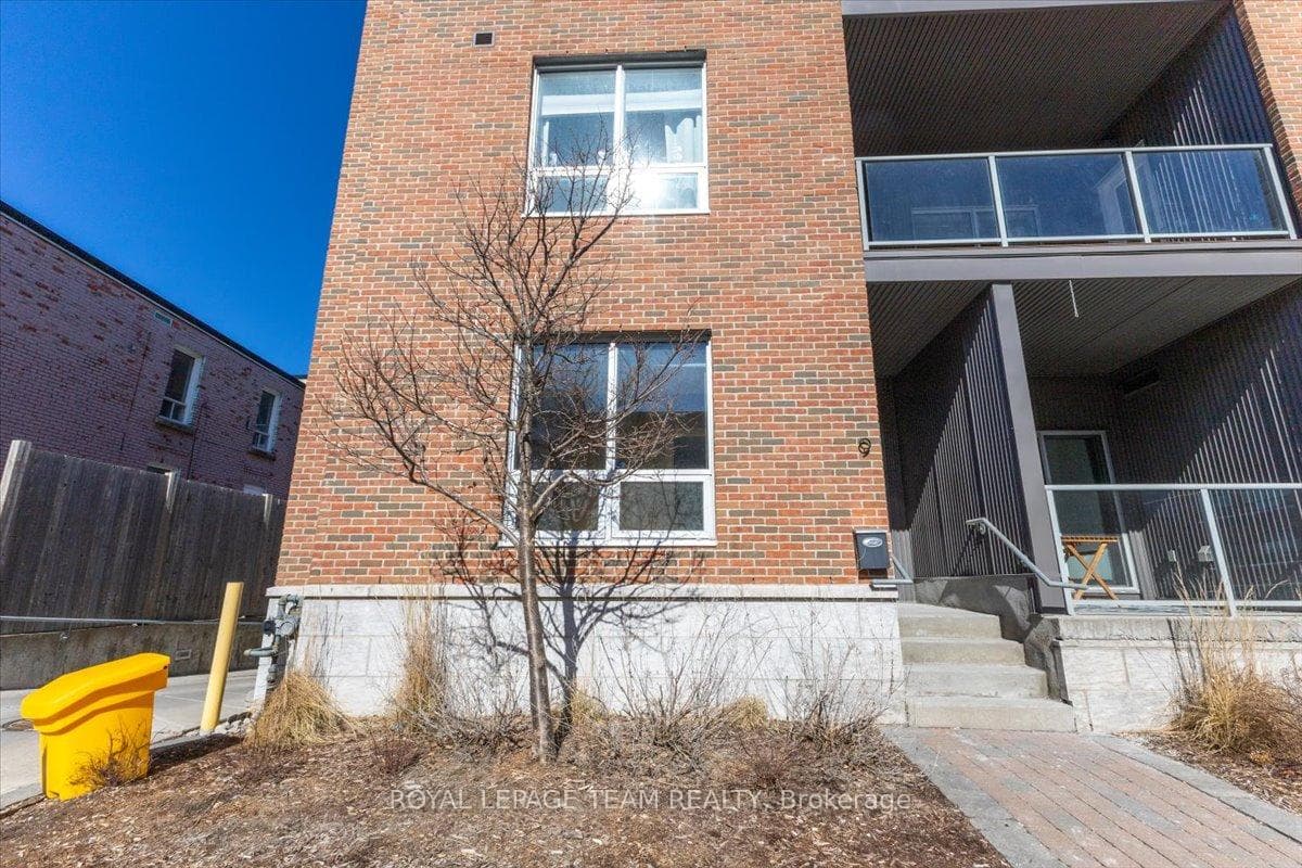 9 Balsam Street, West Centre Town, ON K1R 7K6