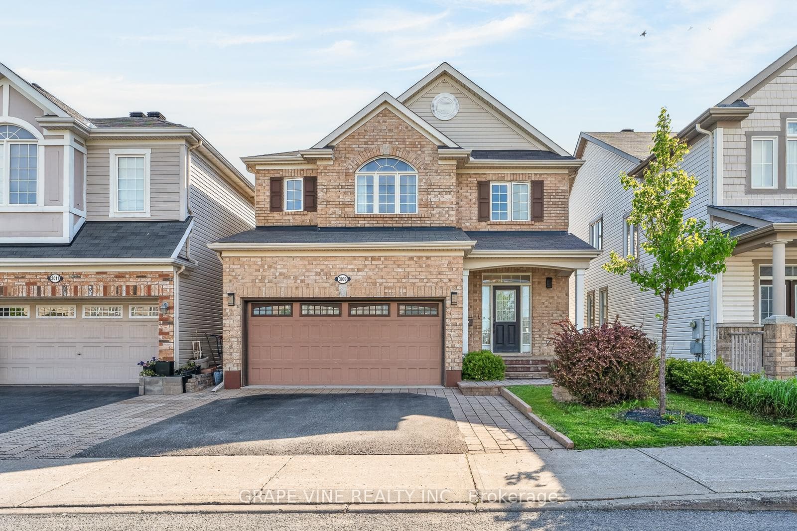 3009 FRESHWATER Way, Barrhaven, ON K2J 5J8