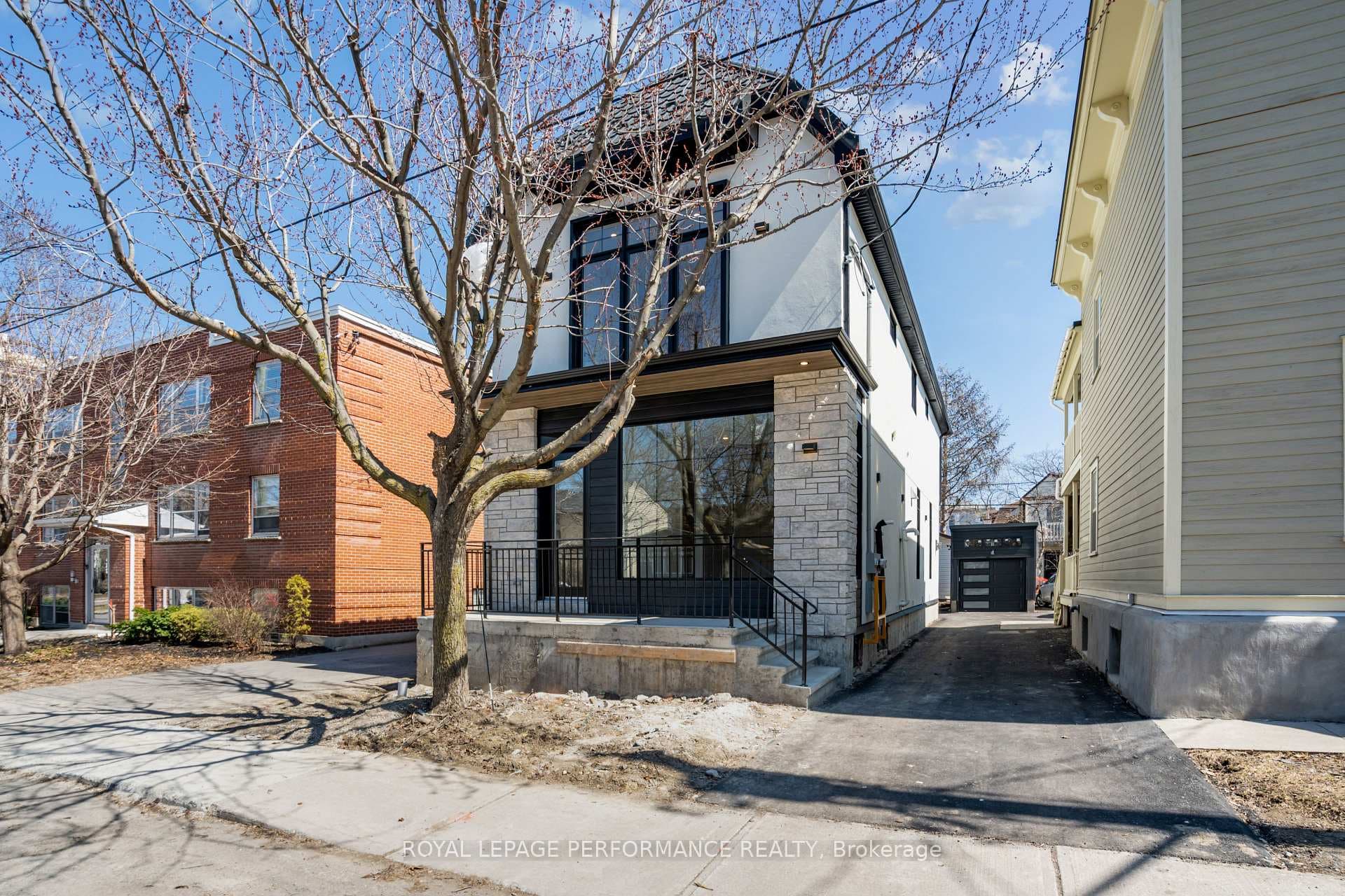 31 Commanda Way, New Edinburgh - Lindenlea, ON K1M 1G1