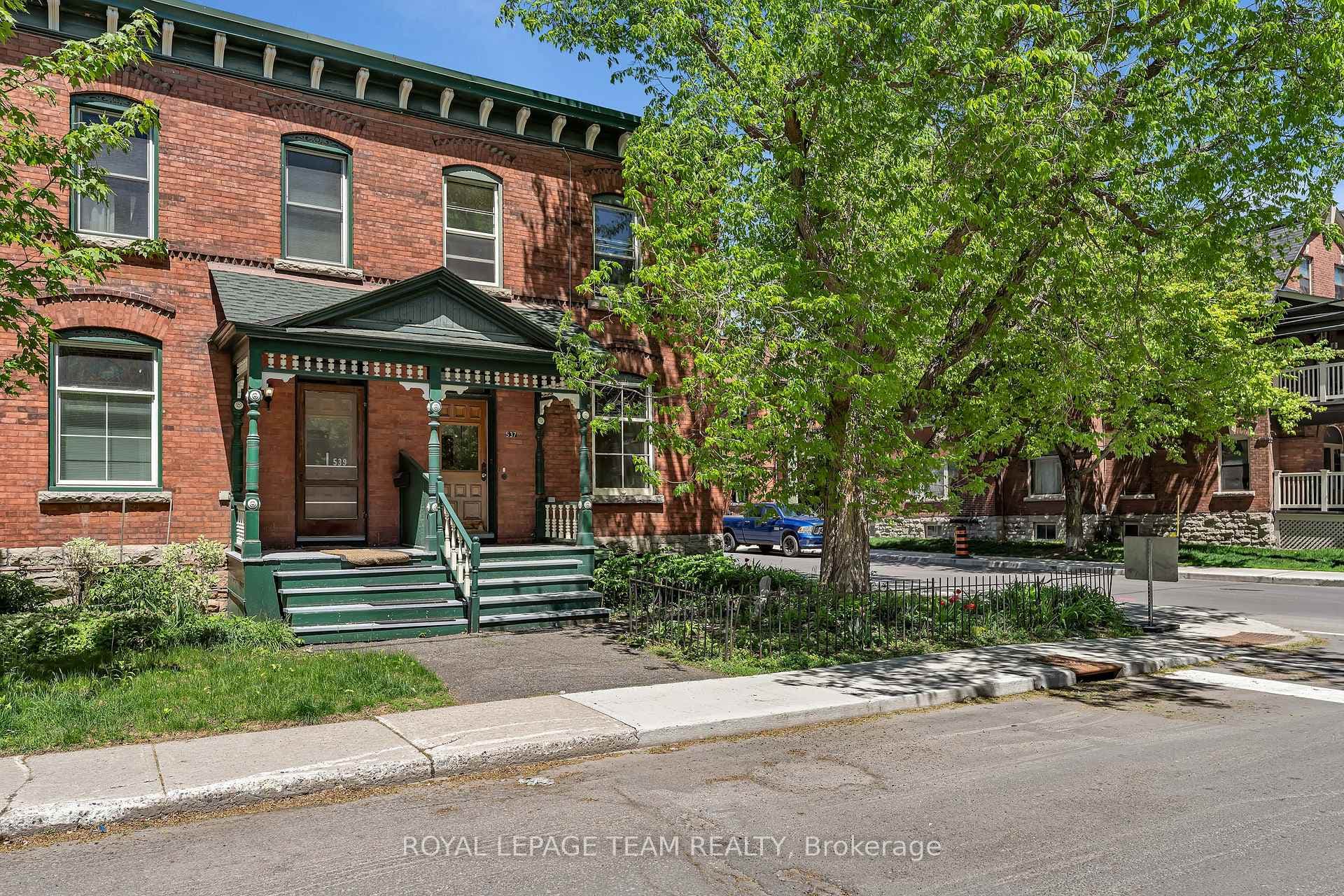 537 Gilmour Street, Ottawa Centre, ON K1R 5L5