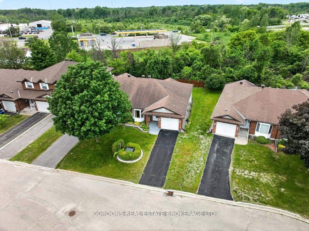 36 Wilmot Young Place, Brockville, ON K6V 7H3