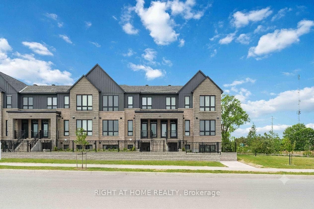 800 Roger Griffiths Avenue D, Kanata, ON K2S 3A9