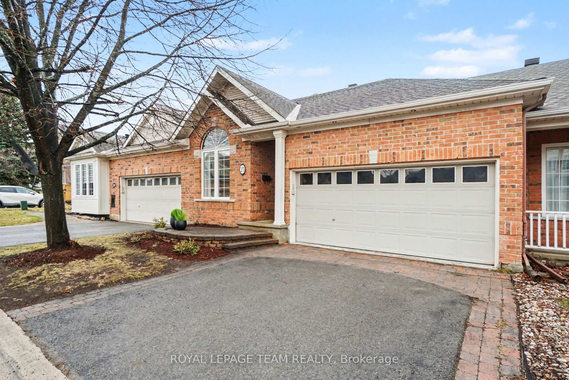 25 Sawchuk Terrace, Kanata, ON K2K 3H1